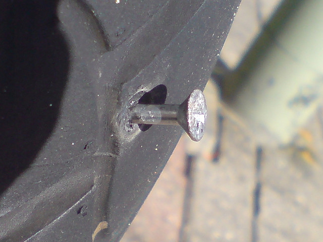screw in tyre