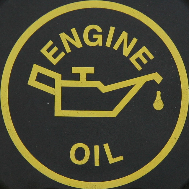 Engine oil filler cap